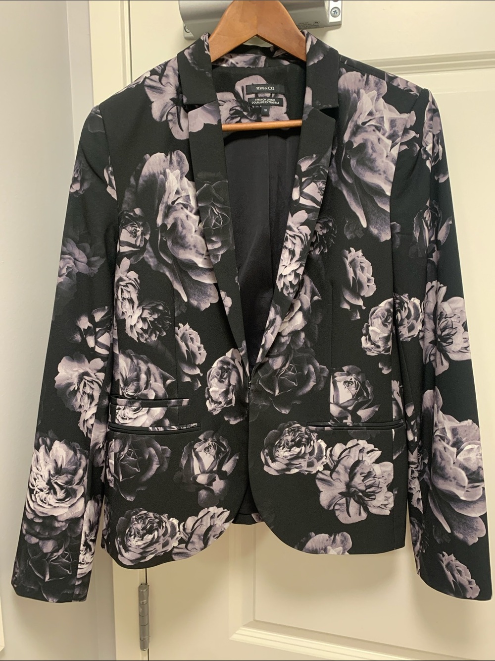 RW&CO Black and Gray Floral Blazer